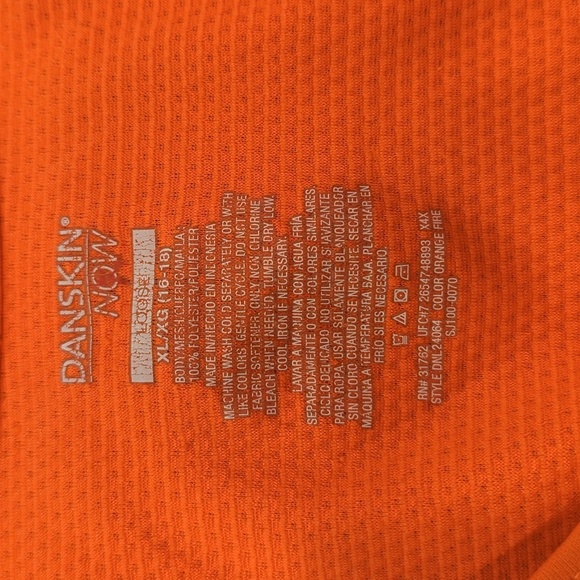 Danskin Top - Picture 7 of 9